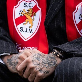 El histórico brasileño que fue compañero de Messi y está cerca de volver del retiro a los 42 años