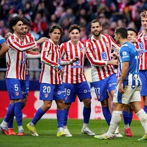 El Cholo Simeone le ganó el duelo al Chacho Coudet: triunfo del Atlético Madrid ante el Alavés