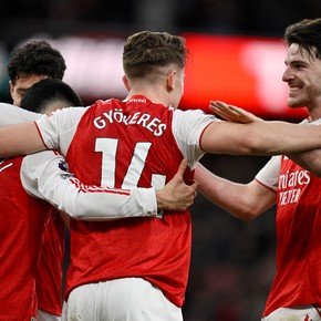 Arsenal goleó y sigue puntero: así está la tabla de la Premier League 