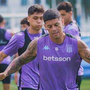 Malas noticias para Racing: se confirmó la lesión de Marcos Rojo