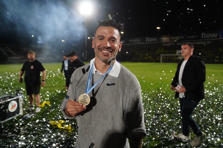 Ariel Broggi tiene el once definido.