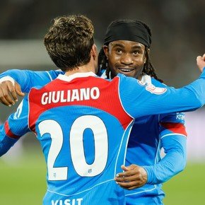 Con goles de Giuliano y Almada, Atlético Madrid vence 5-0 al Real Betis en la Copa del Rey