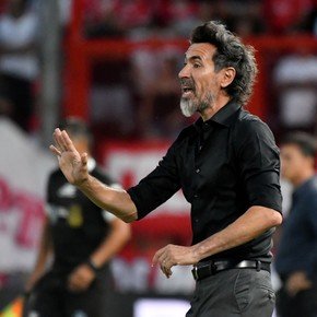 Sin Cetré, Estudiantes recibe a Riestra