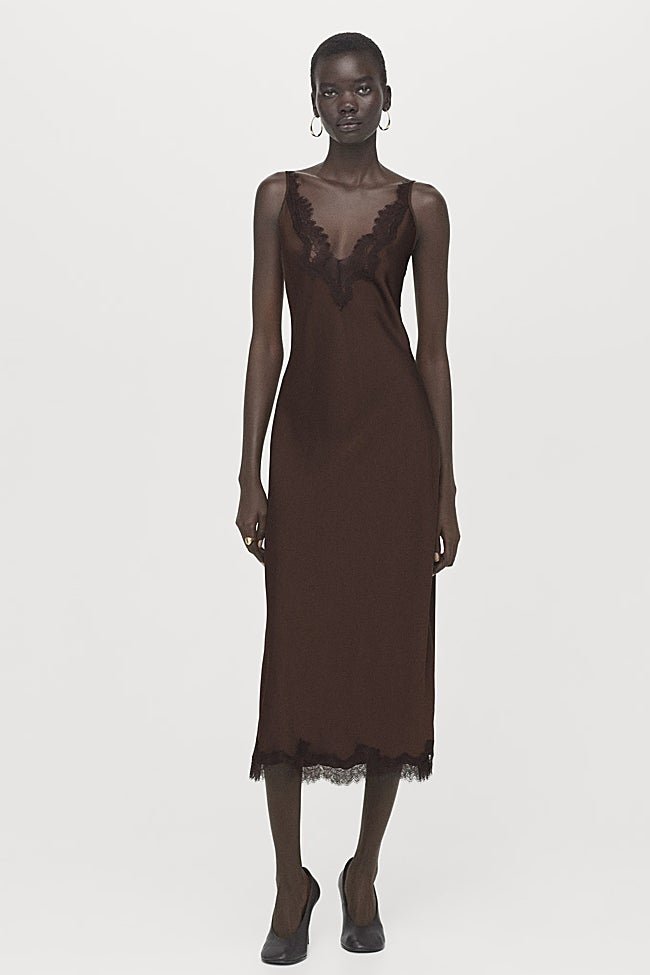 Vestido lencero de Mango (49,95 euros)
