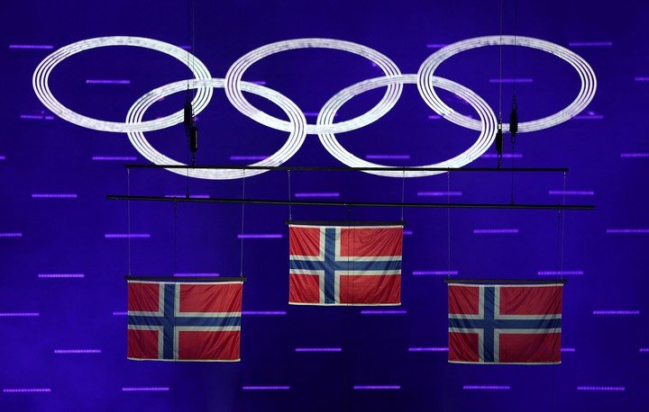 La bandera noruega copó los Juegos Olímpicos de Invierno. (REUTERS/Claudia Greco)