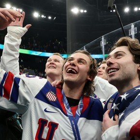 Le rompieron los dientes de un palazo y convirtió el gol de oro para ganar los Juegos Olímpicos de Invierno