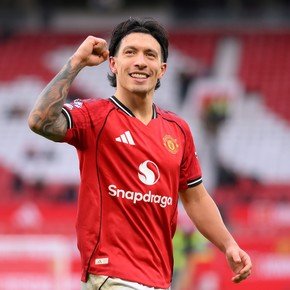 La desafiante respuesta de Lisandro Martínez a una gloria del United: "Si quiere decirme algo, puede venir a mi casa"