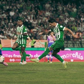 Otro grito de un ex River: Milton Casco volvió a convertir un golazo con Atlético Nacional