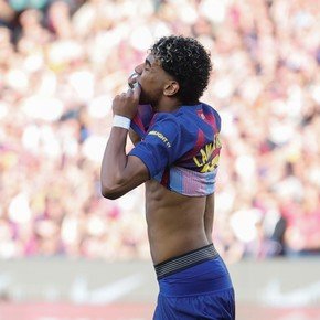 Lamine Yamal: su mala cara al ser reemplazado y el "es humano" de su entrenador