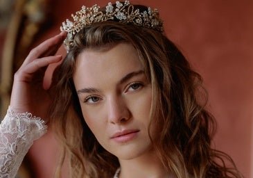 Tiaras para novias: dónde comprar uno de los accesorios favoritos de las bodas 2026