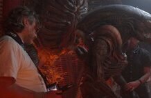 Cuando los efectos prácticos se convierten en postres. Cómo se hizo la asquerosa (y deliciosa) cucaracha que come Dylan O’Brien en ‘Send Help’