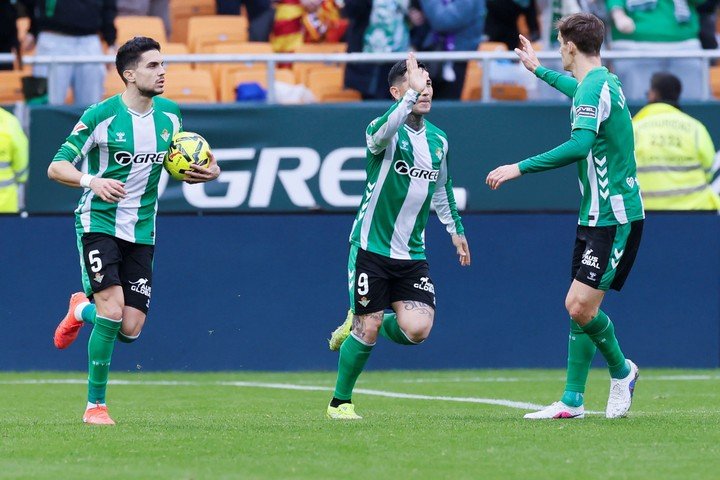 El Chimy volvió a convertir (EFE).