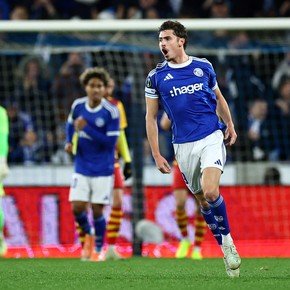 Video: Panichelli la picó y firmó otro golazo en Francia