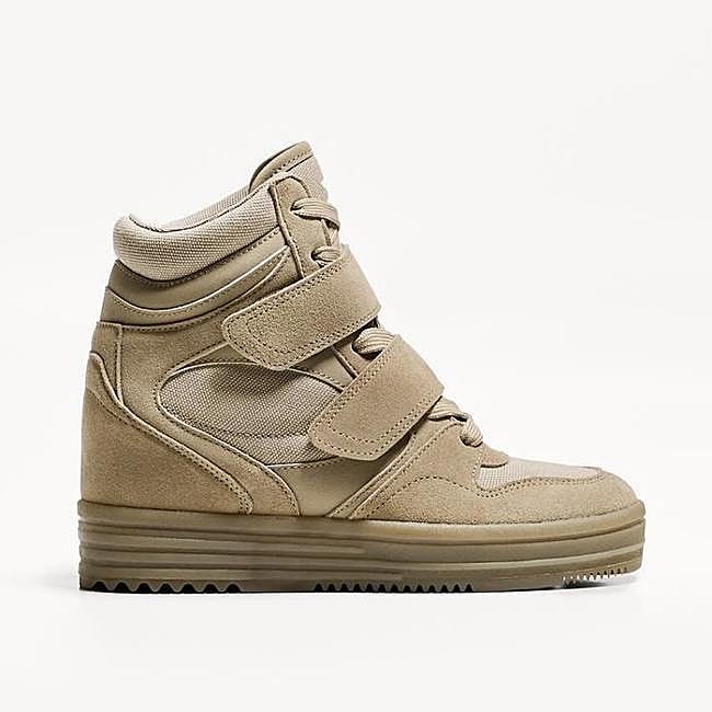 Las zapatillas de Bershka.