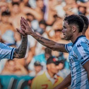 Con un golazo de Solari en el cierre del primer tiempo, Racing le gana 2-0 a Argentinos 