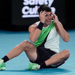 Alcaraz le remontó un partidazo a Djokovic y ganó por primera vez el Australian Open 