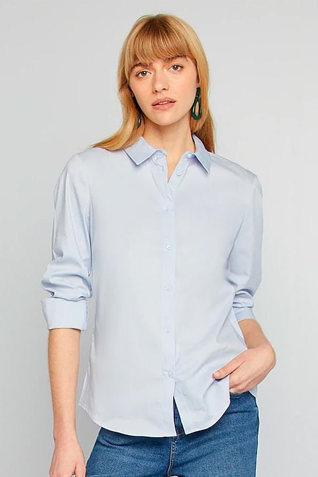 Camisa en azul de Kiabi.
