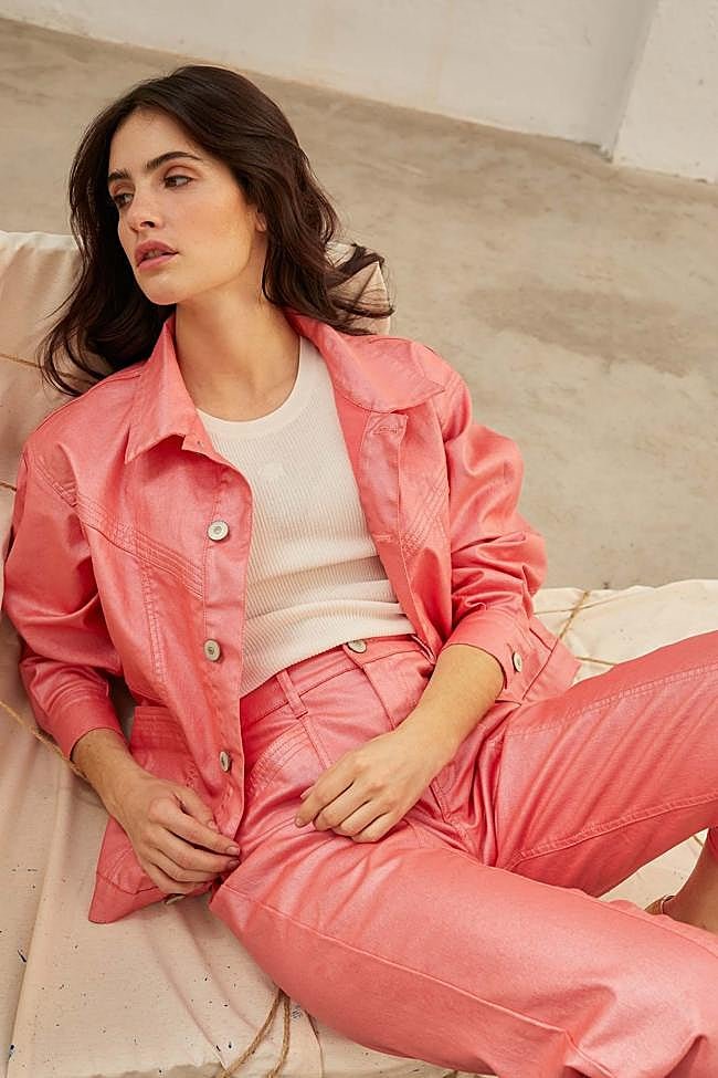 Chaqueta en rosa de Bimani.