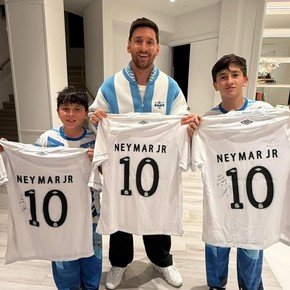 El regalo especial de Neymar para la familia Messi