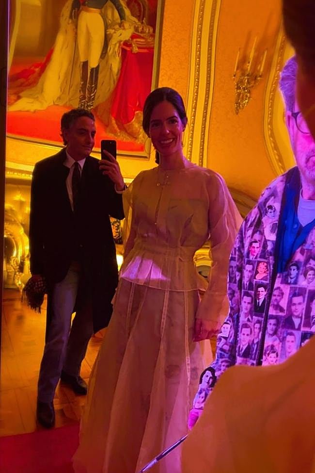 Sofía Palazuelo con look de Corsicana con transparencias