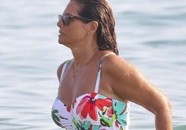 Estos son los tres bañadores más influyentes del verano 2025: Sofía Palazuelo, Naty Abascal y Nuria Roca