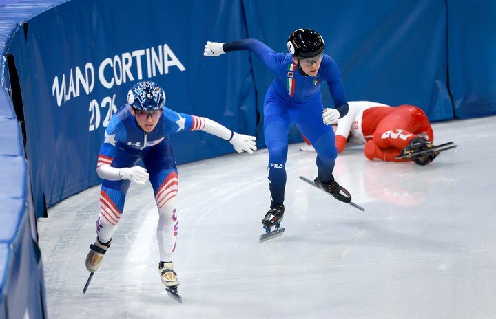 Kamila Sellier en el piso.