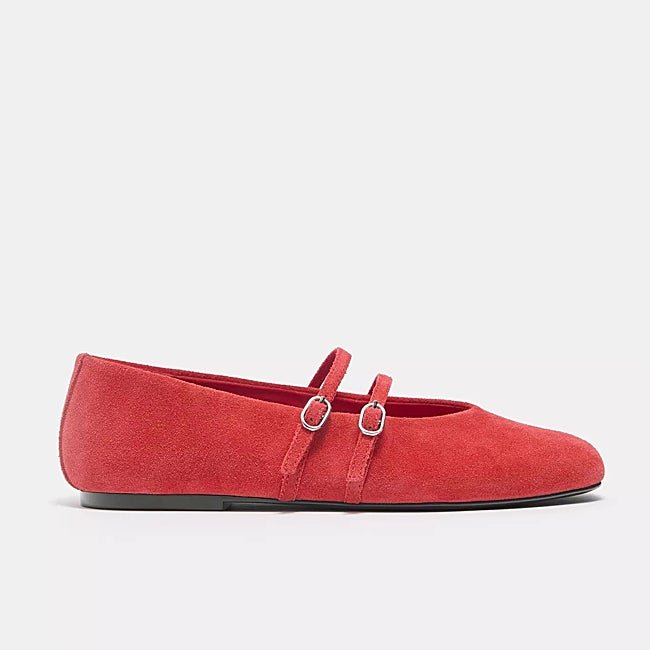 Bailarinas rojas de Pull & Bear (25,99 euros)