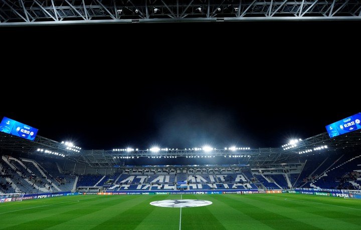 La cancha de Atalanta, escenario donde Italia buscará dar el primer paso rumbo al Mundial. (REUTERS)