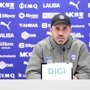 El Chacho Coudet sobre River: "Está a la altura del Real Madrid o el Barcelona" 