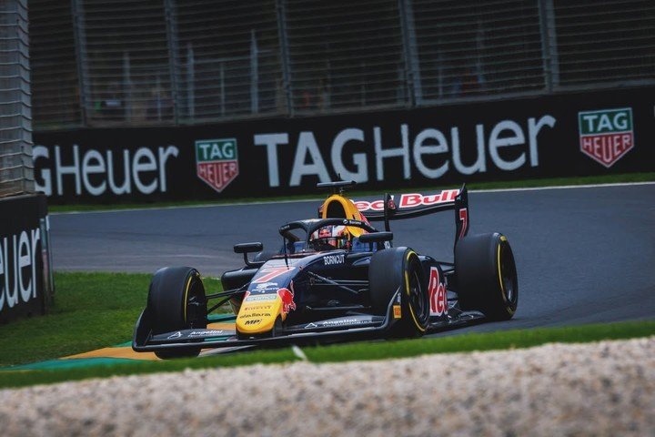 El argentino quedó décimo por las sanciones a tres pilotos.