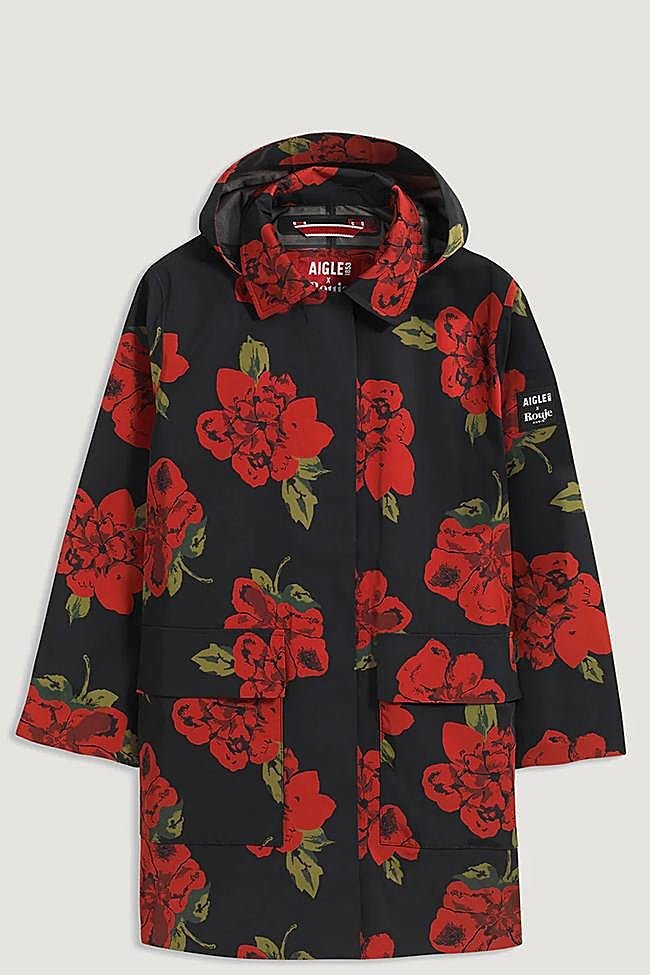 Chaqueta con capucha y estampado de flores de Rouje.