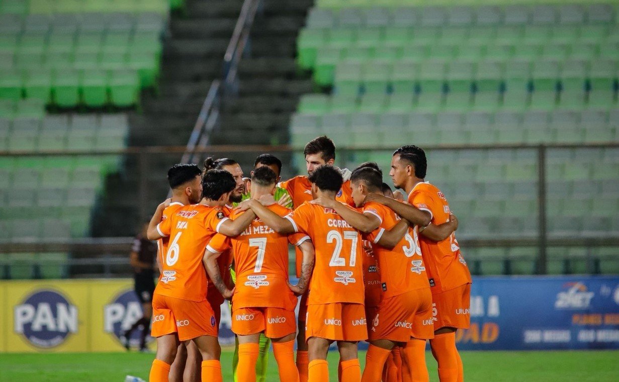 El Naranja jugará la Gloria Máxima por tercera vez. (@DvoLaGuaira).