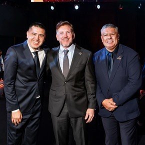 ¿Por qué Chiqui Tapia le agradeció a Riquelme después del sorteo de la Libertadores?