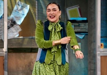 Del vestido de Parfois al conjunto de primavera más original: por qué los looks de Candela Peña en La Revuelta son todo un éxito