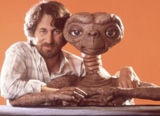 ‘E.T.’ nació como una película de terror, pero Steven Spielberg cambió de idea e hizo algo completamente diferente