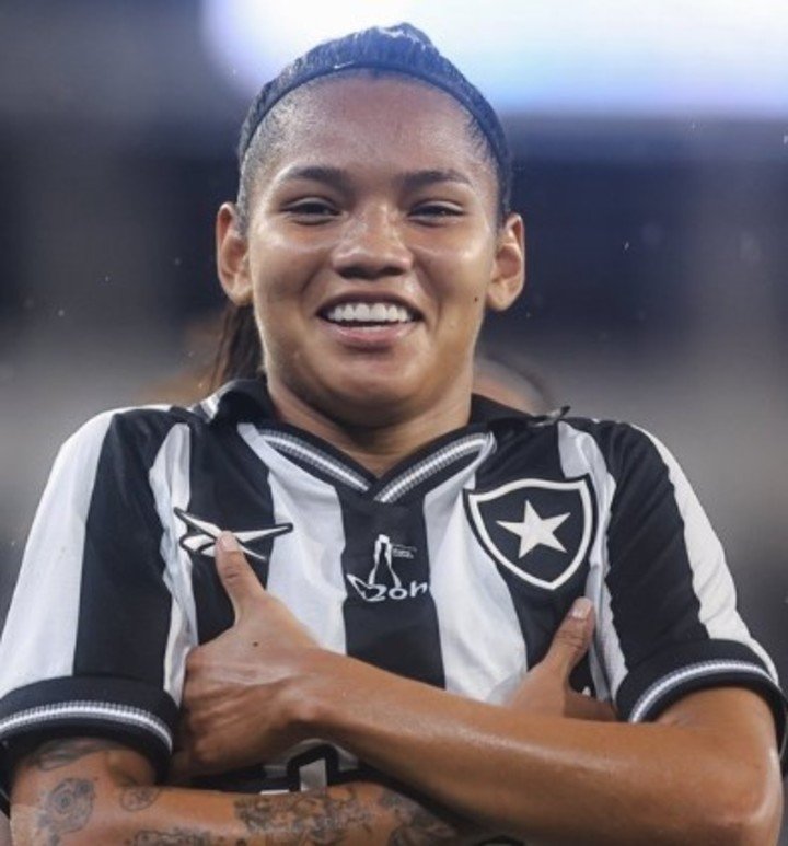 Rebeca marcó el 1 a 0 para Botafogo.