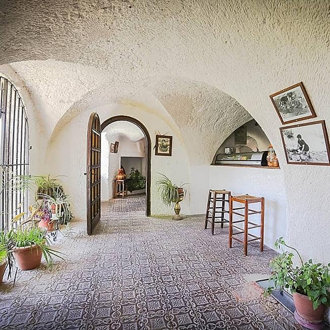Interior de las Cuevas de Masagó