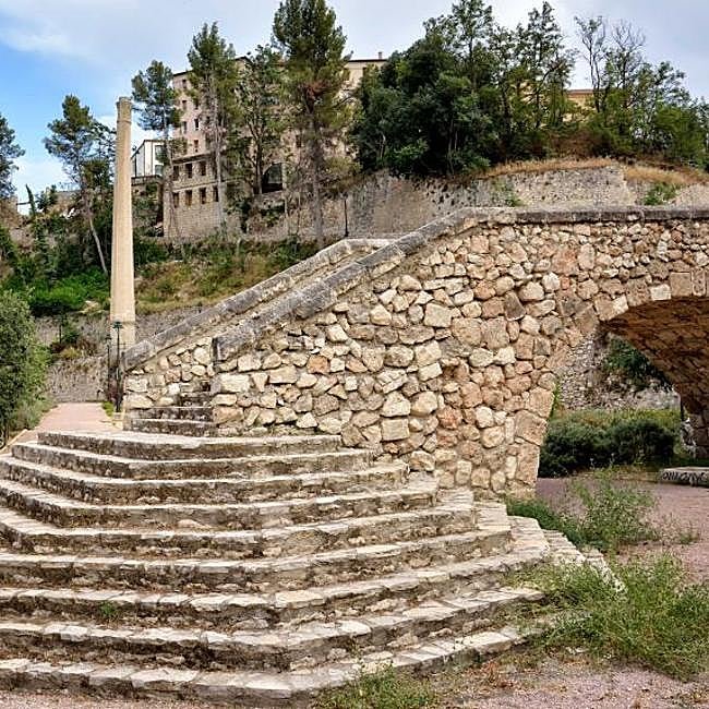 Restos de las murallas medievales de Alcoy, Alicante