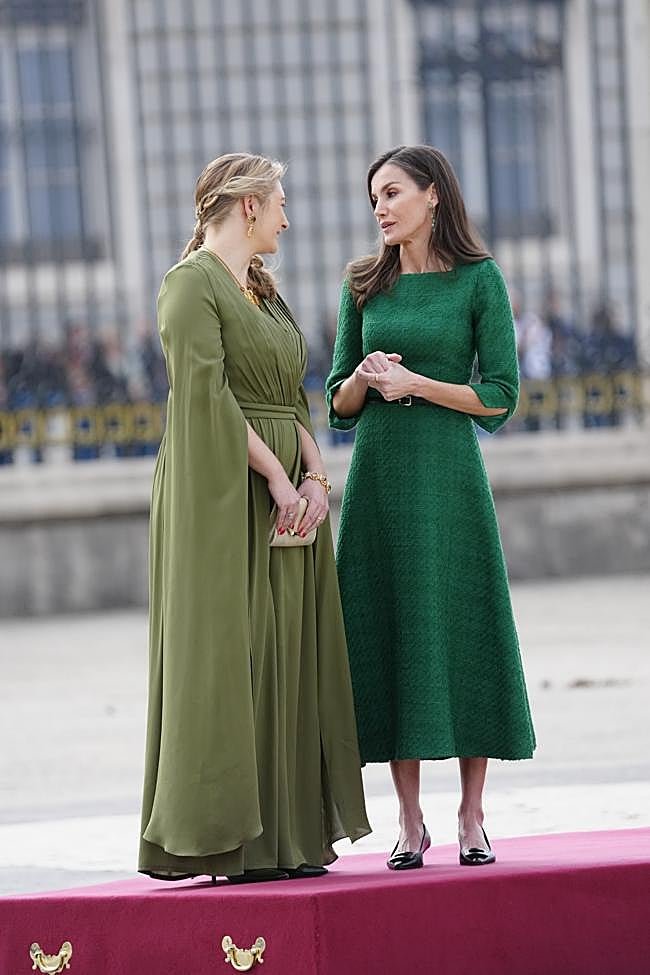 La Gran Duquesa de Luxemburgo con mono de Elie Saab