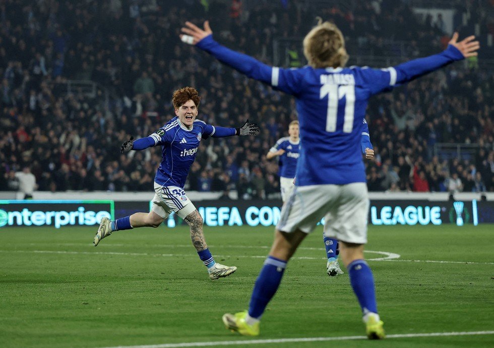 Valentín Barco en Racing (REUTER).