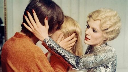 'El rojo en los labios'