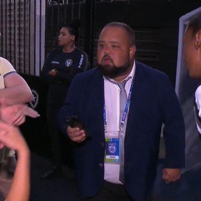 El grotesco motivo por el que se demoró Botafogo - Flamengo por el torneo femenino