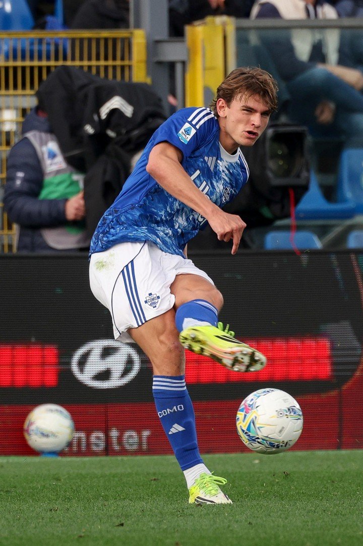 Nico Paz ingresó los 64 minutos por Vojvoda. (Foto: EFE)