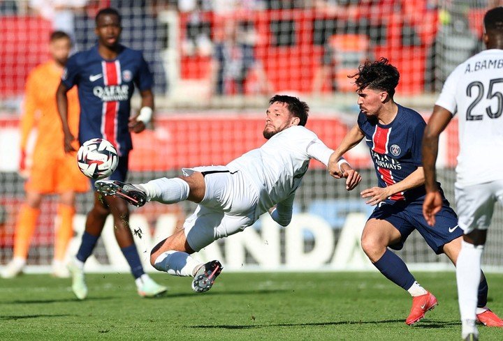 Lefort juega en el Lensa de Francia (REUTERS/Gonzalo Fuentes).