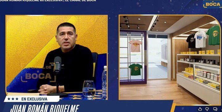 Riquelme durante la nota con el canal oficial de Boca. Mostraron imágenes de los cambios que tendrá la Bombonera.