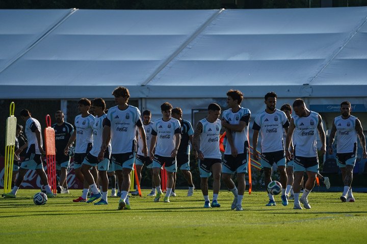 Scaloni metería cambios en el XI. Foto Santi Garcia Díaz)