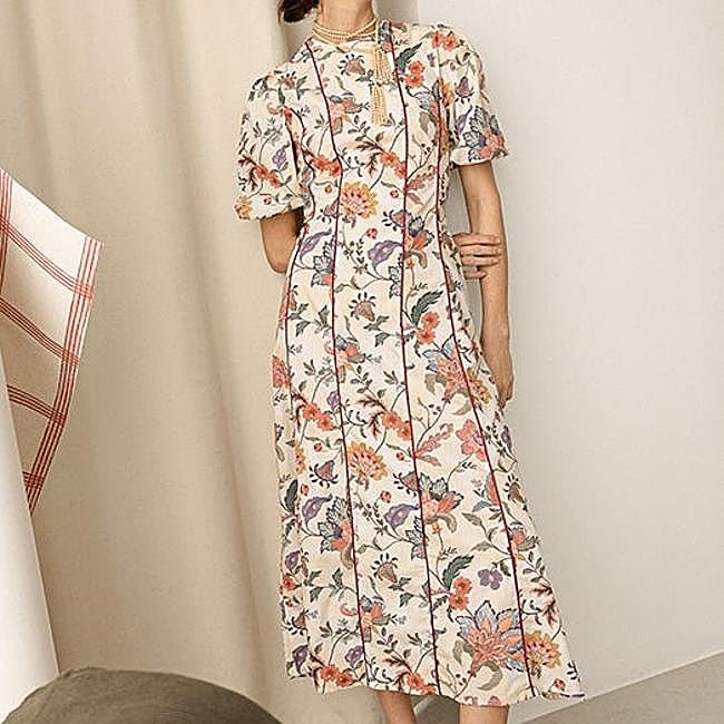 Vestido midi estampado de Maràvic, 155 euros.