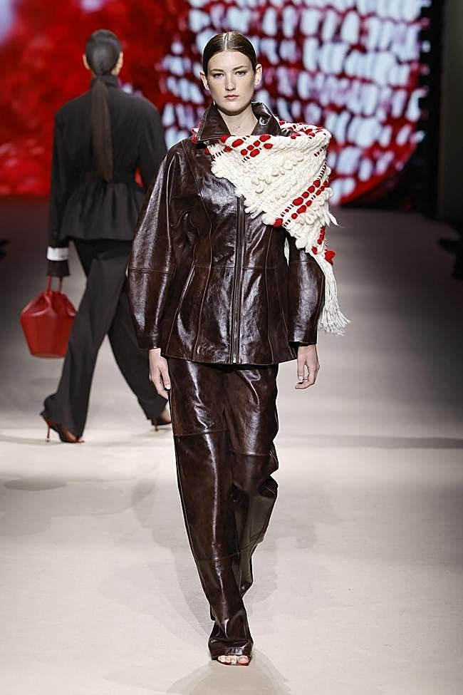 Look del desfile de SIMORRA en Mercedes-Benz Fashion Week Madrid.