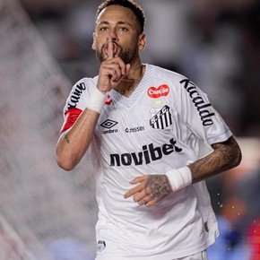 Videos: Neymar marcó sus primeros dos goles del 2026, festejó como Vinicius y se cruzó con un rival