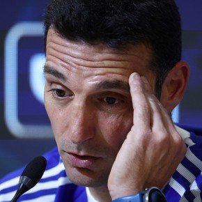 Scaloni, le saca jugo a las dificultades